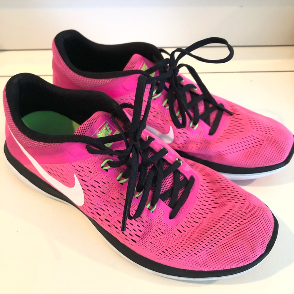 nike flex run sneaker